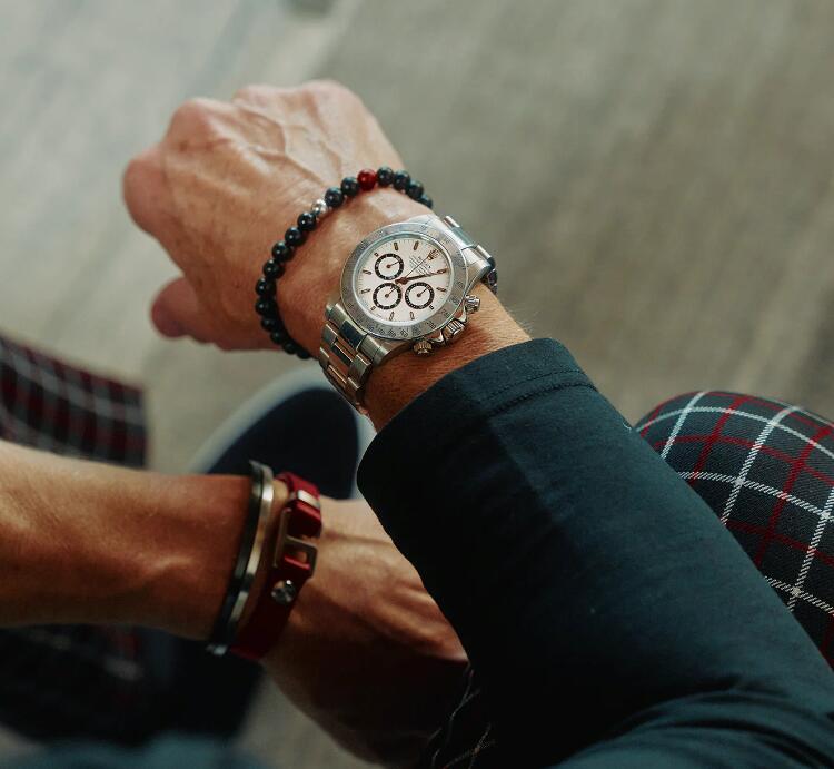 Why This Bracelet Designer Only Wears UK 1:1 Best Rolex Fake Watches