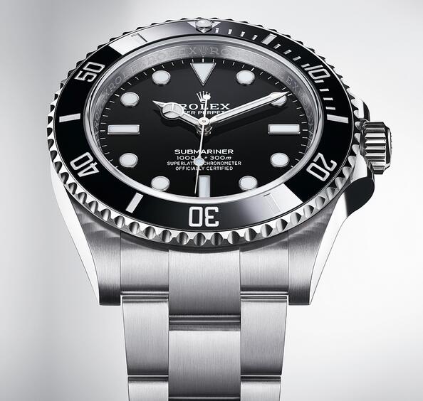 The Traditionalist: Hands-On With The Swiss Made Fake Rolex Oyster Perpetual Submariner Watches UK